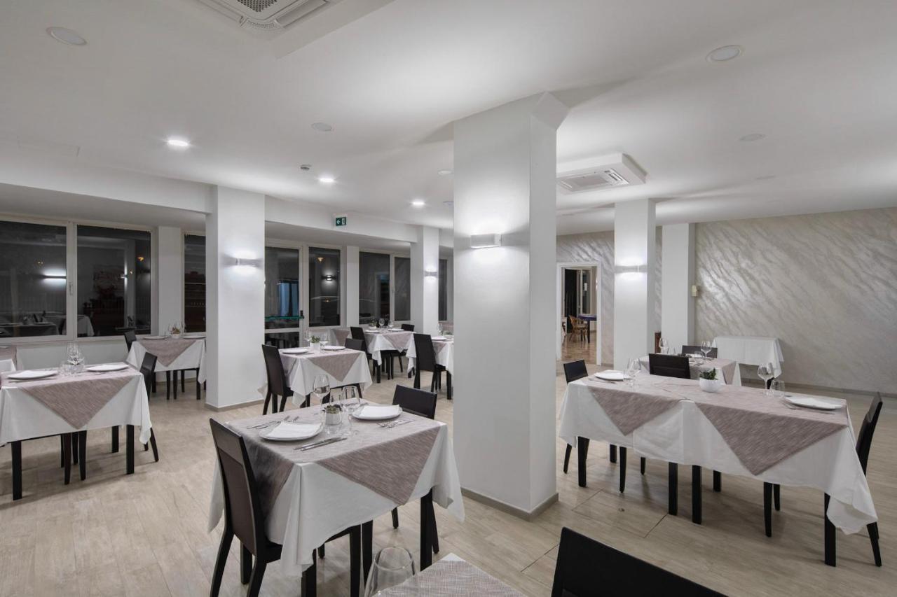 Miga Hotel Grado Centro Εξωτερικό φωτογραφία
